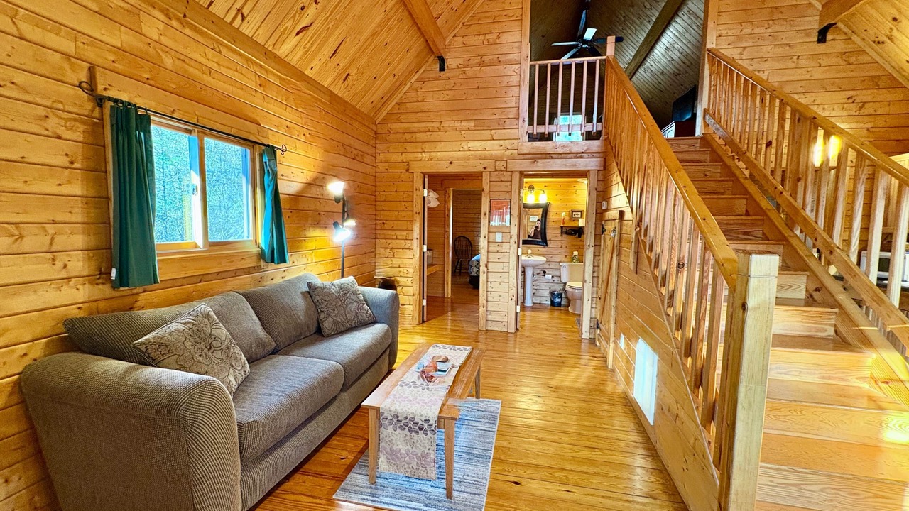 Photo of Livingroom in Luray