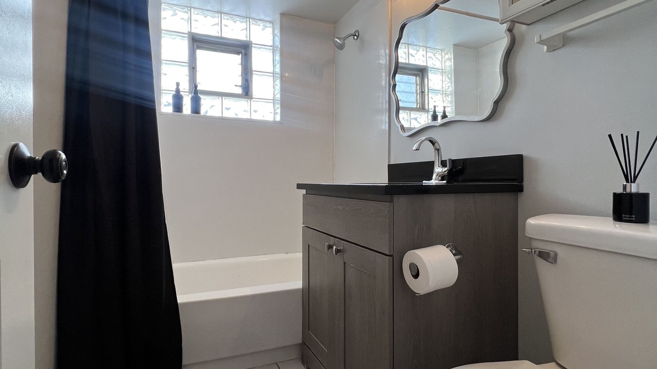 Photo of Bathroom in Des Plaines