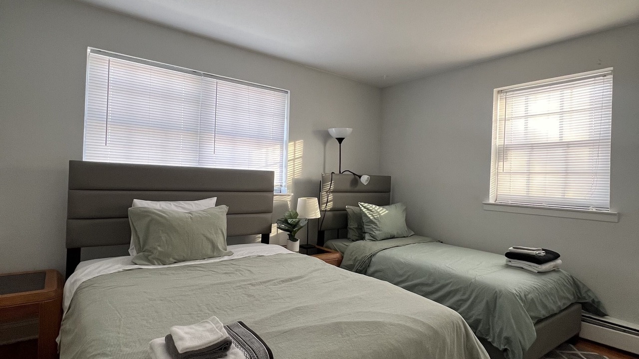 Photo of Bedroom in Des Plaines