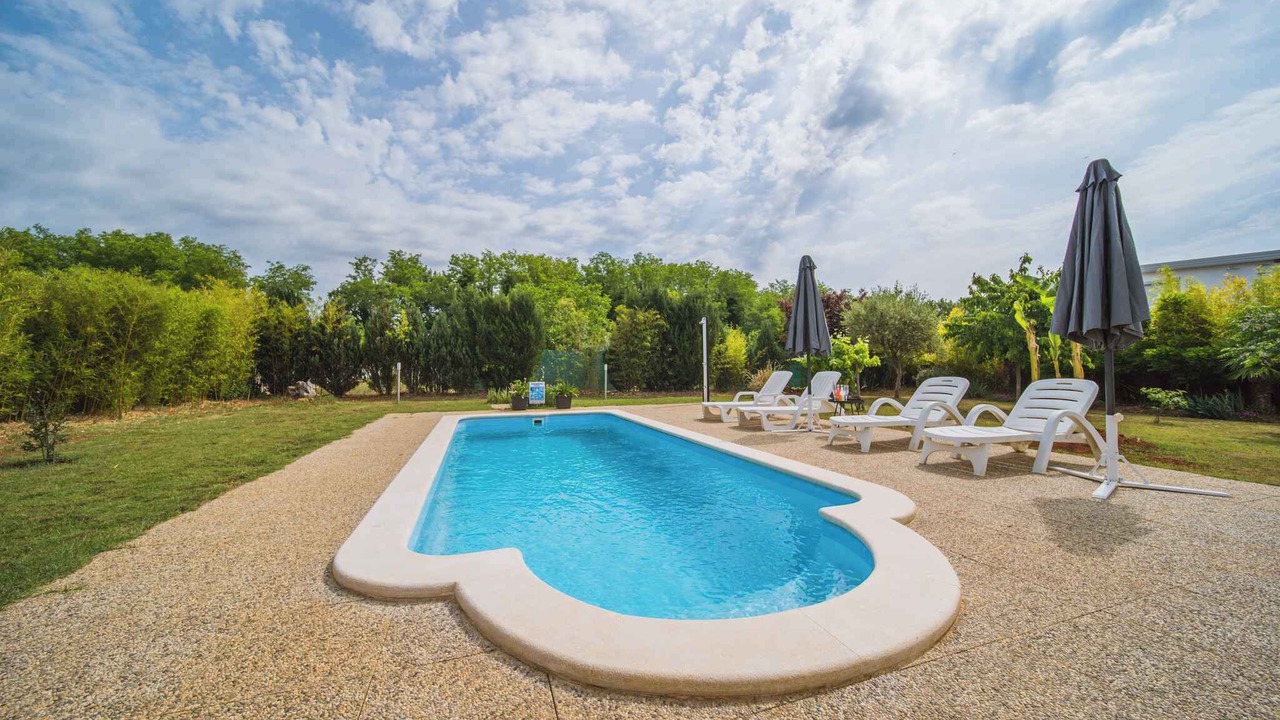 Photo of Outdoor in Musalez
