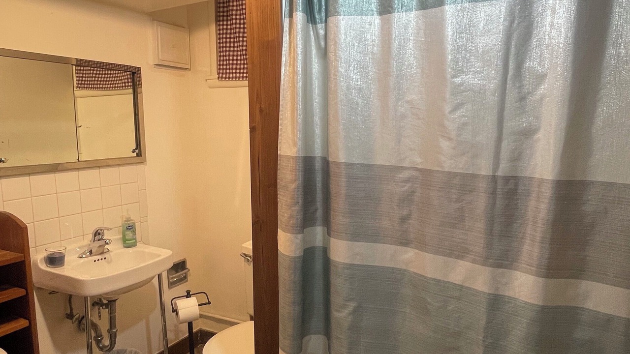 Photo of Bathroom in Laramie