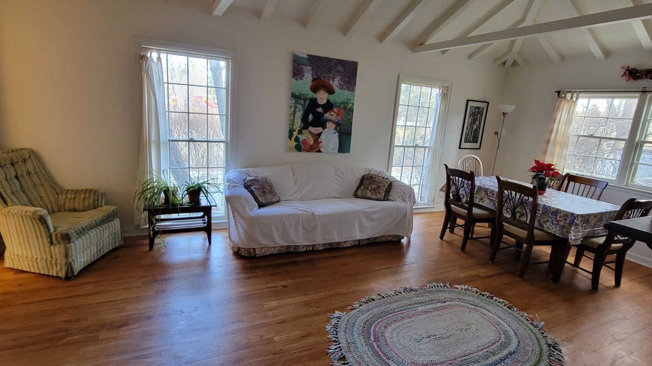 Photo of Livingroom in Laramie