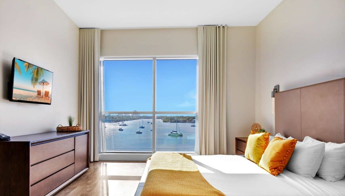 Photo of Bedroom in Hollywood