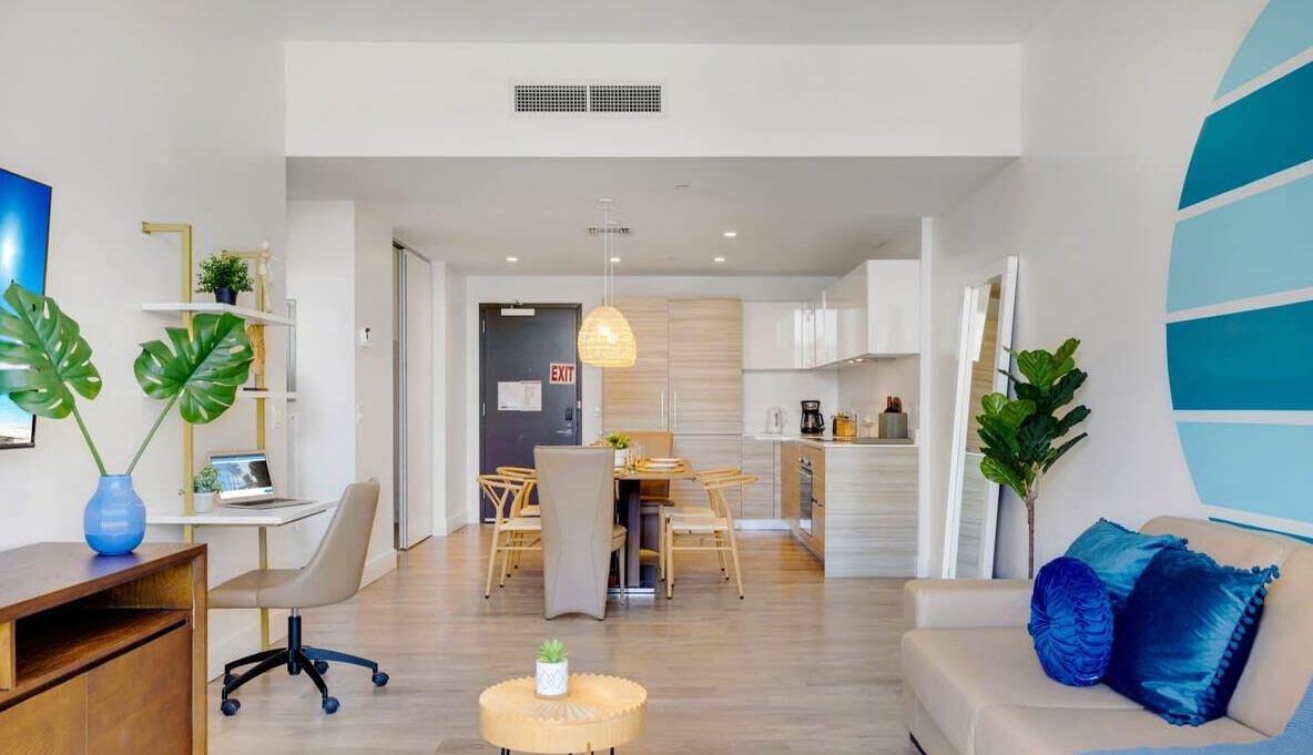 Photo of Livingroom in Hollywood