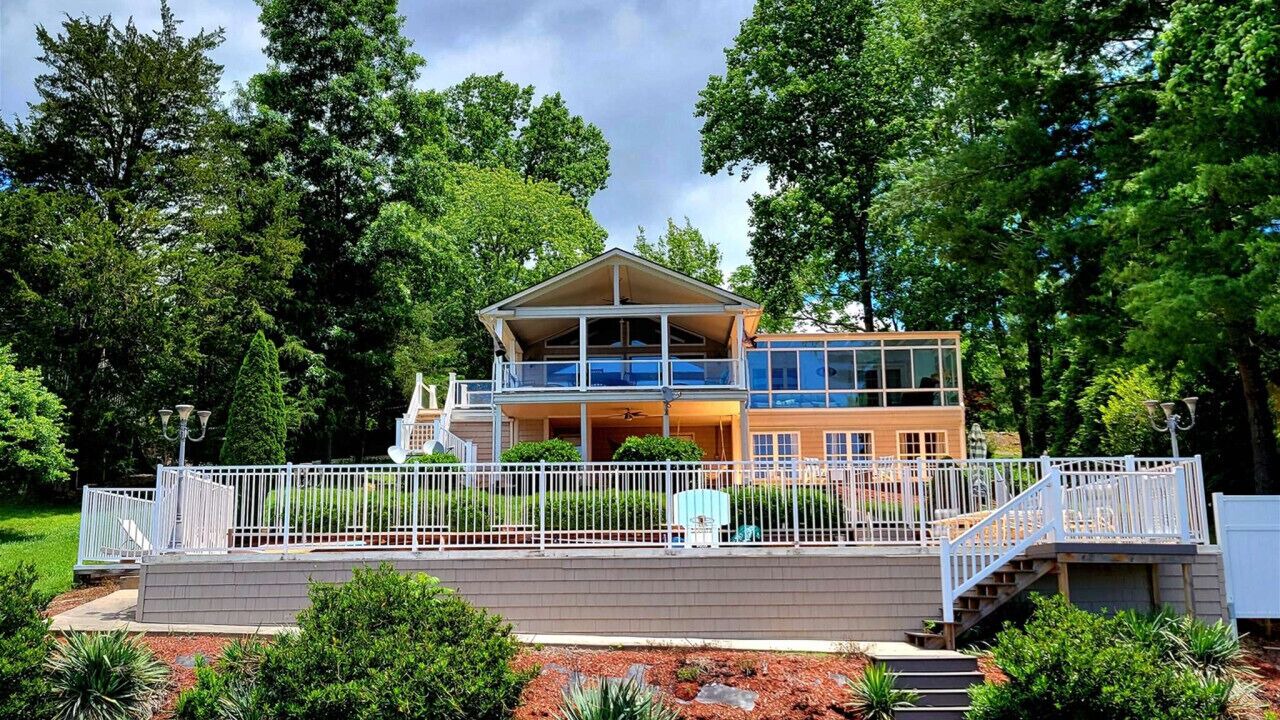 Photo of Outdoor in Moneta