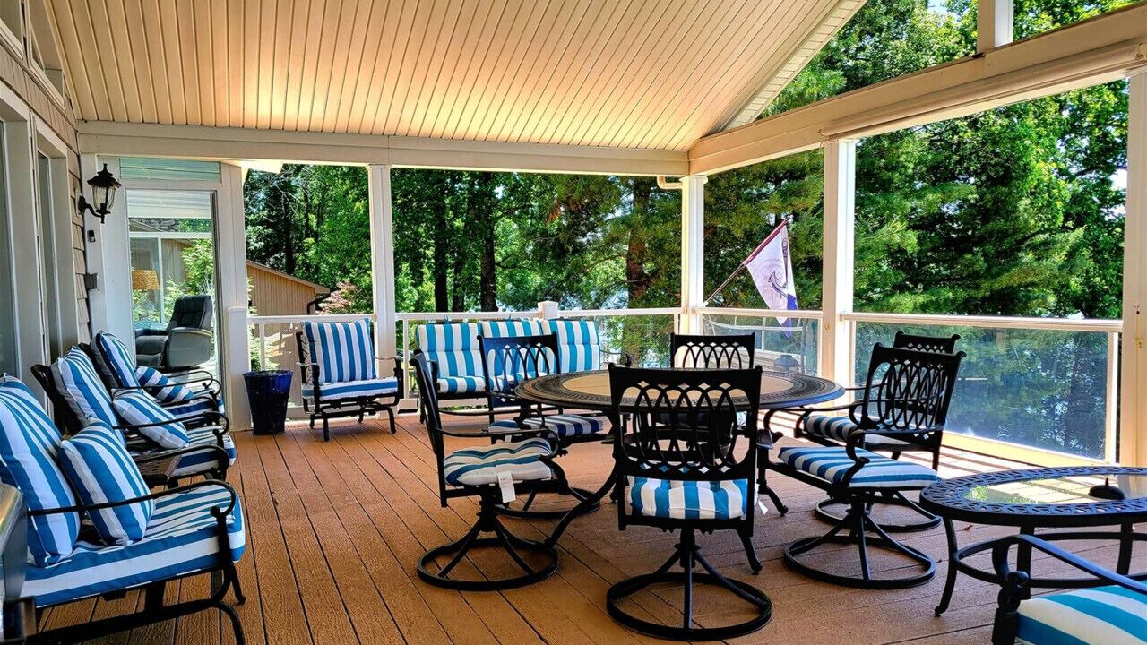 Photo of Outdoor in Moneta