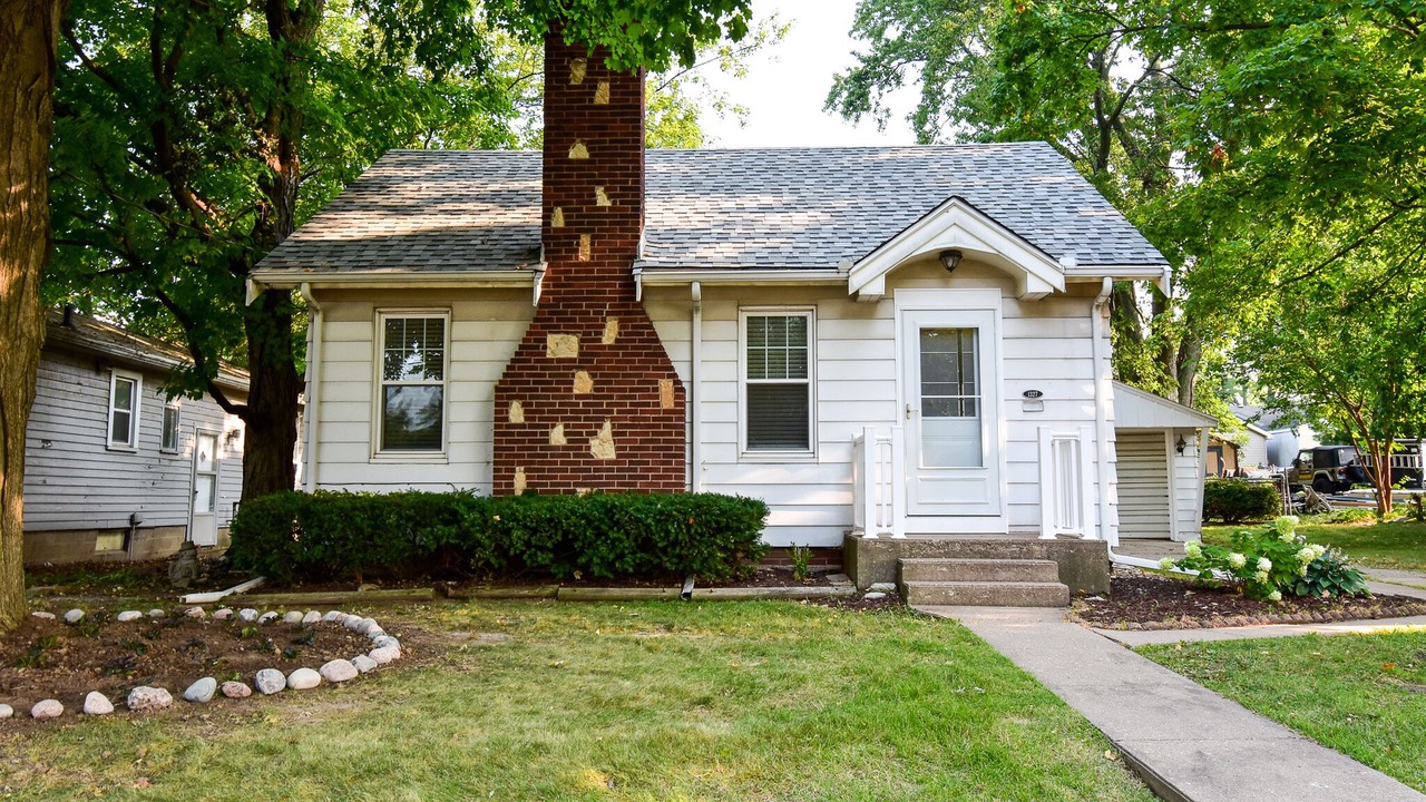 Photo of Outdoor in Peoria Heights