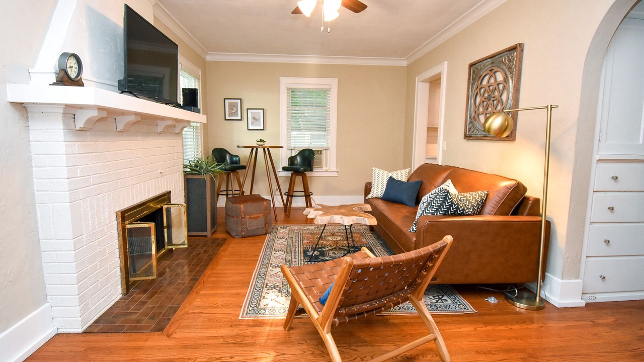Photo of Livingroom in Peoria Heights