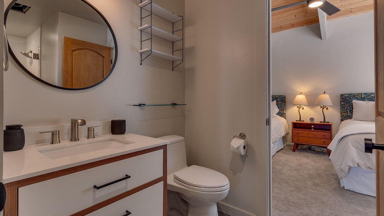 Photo of Bathroom in Lake Forest