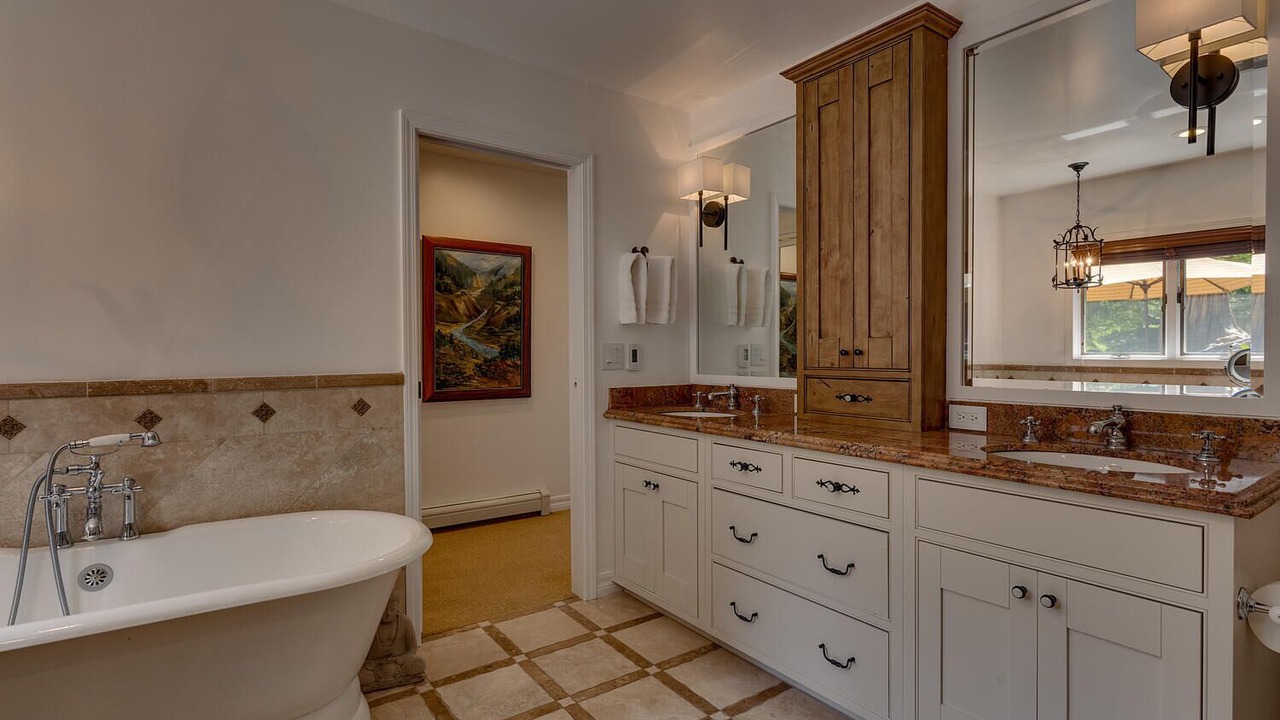 Photo of Bathroom in Kings Beach