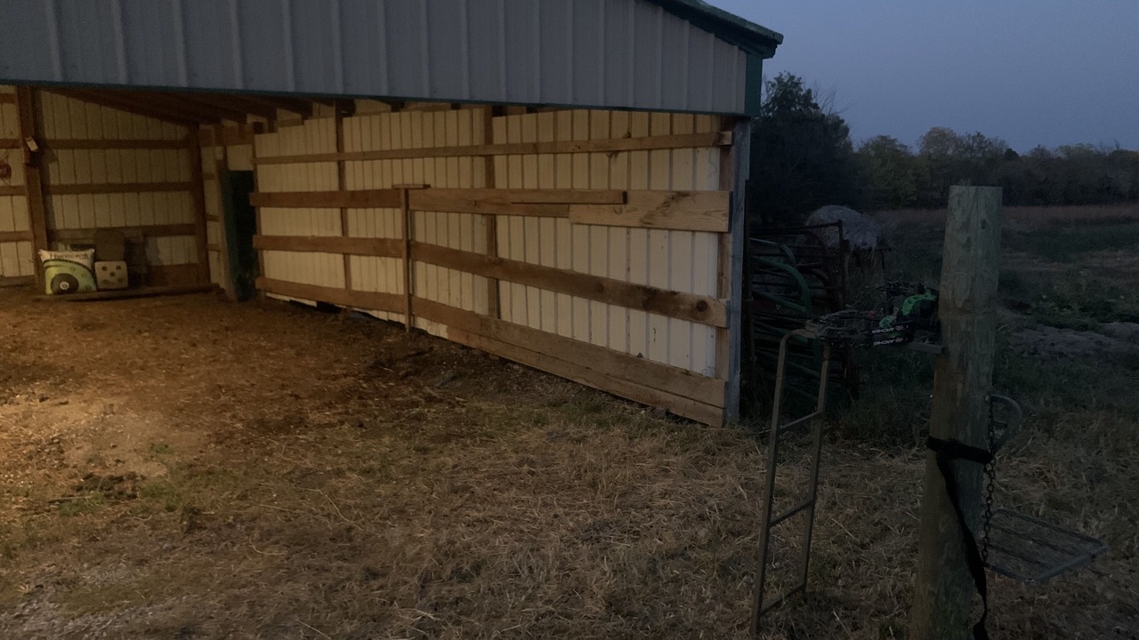 Photo of Outdoor in Lebo