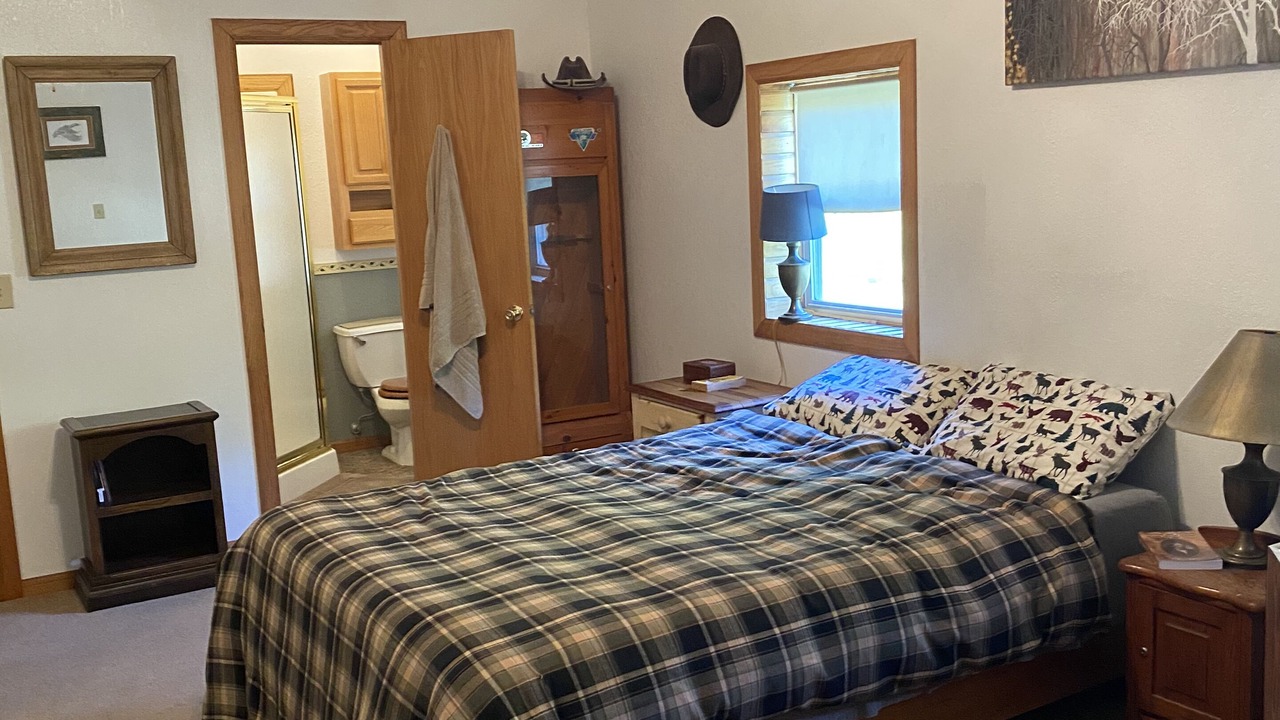 Photo of Bedroom in Lebo