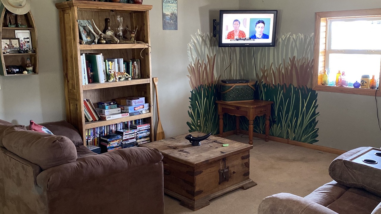 Photo of Livingroom in Lebo