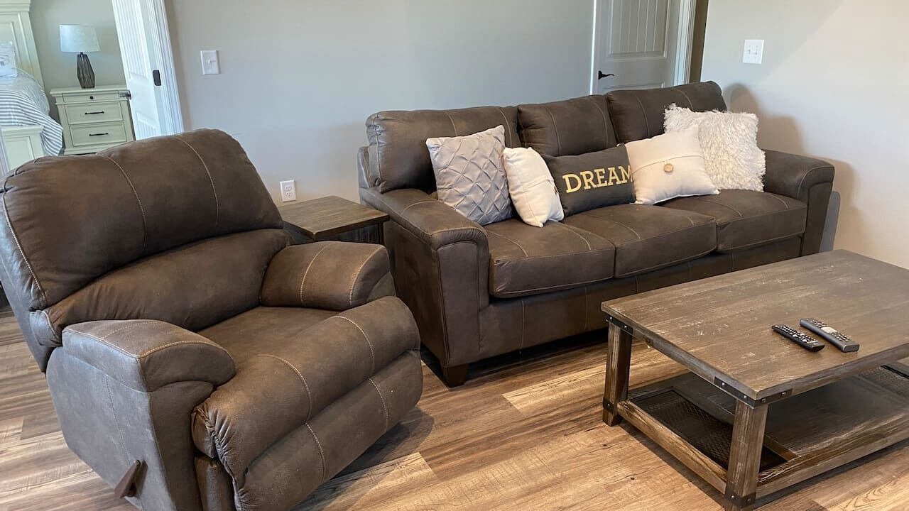 Photo of Livingroom in Ashley Oaks
