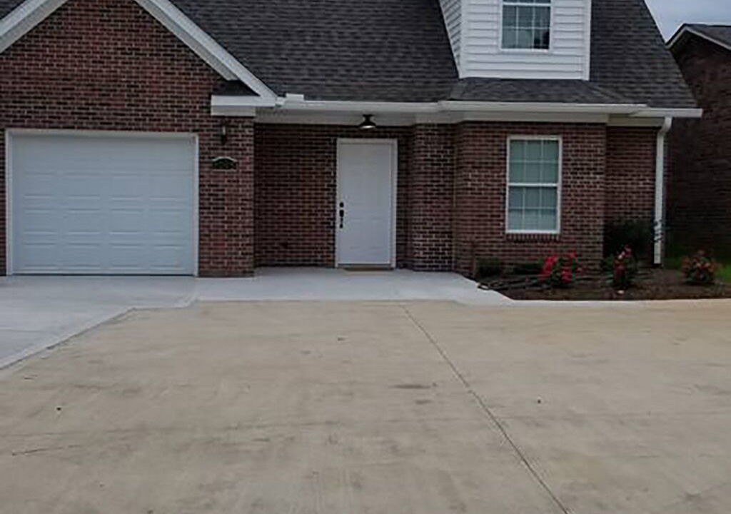 Photo of Outdoor in Ashley Oaks