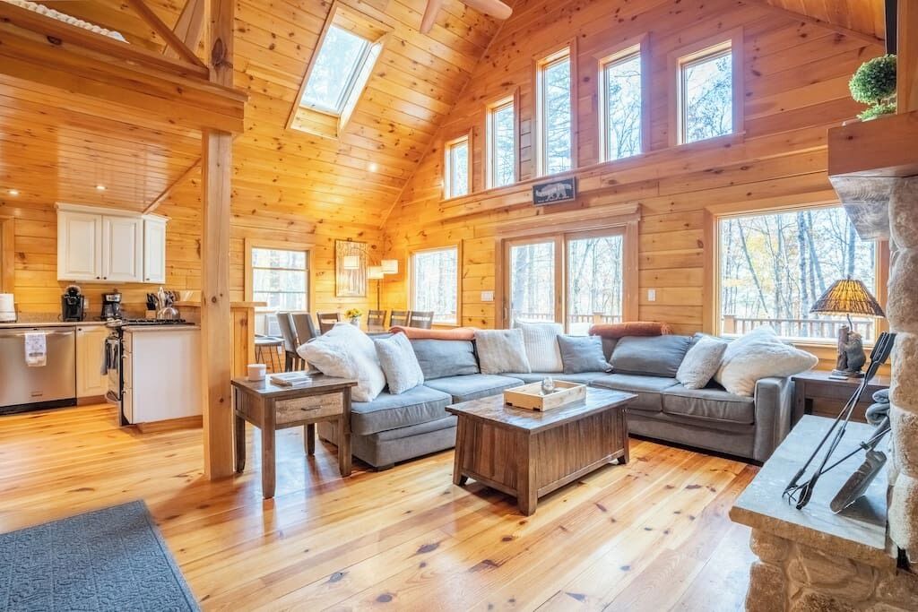 Photo of Livingroom in Campton