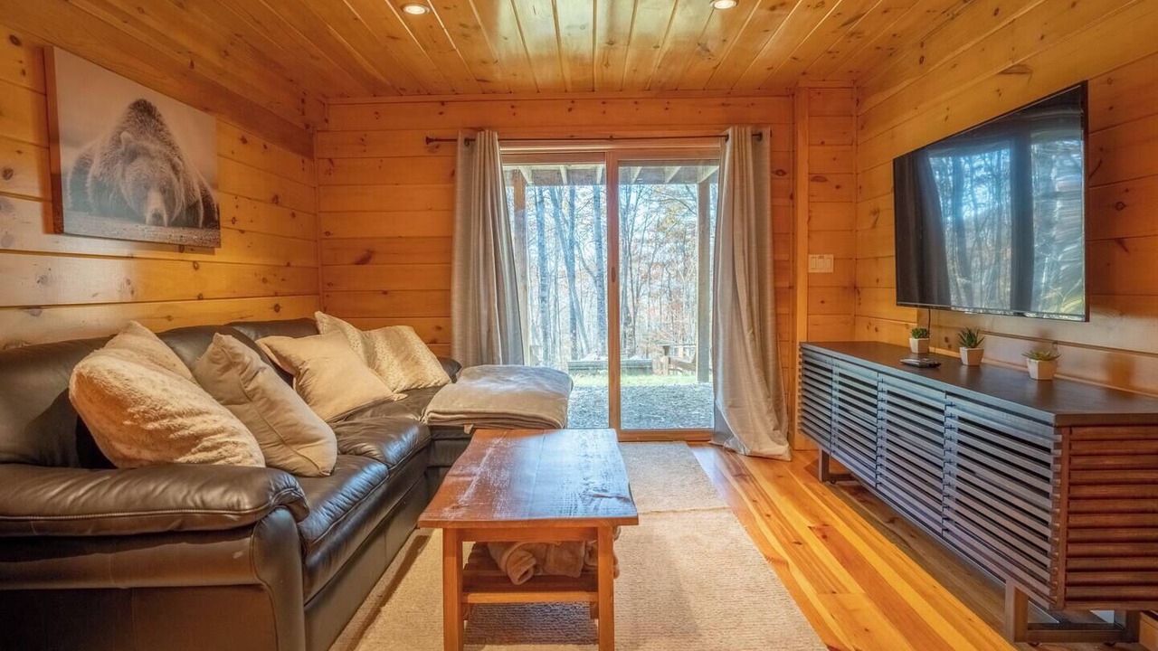 Photo of Livingroom in Campton