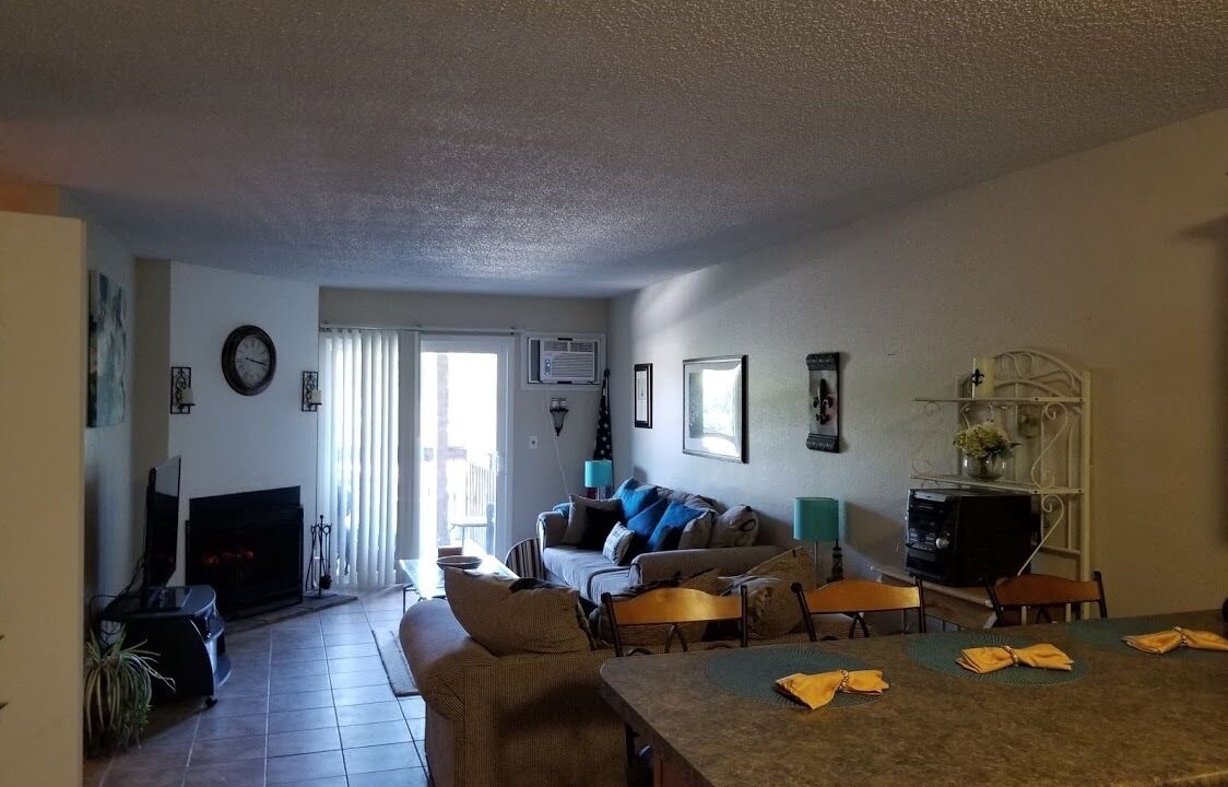 Photo of Livingroom in Osage Beach