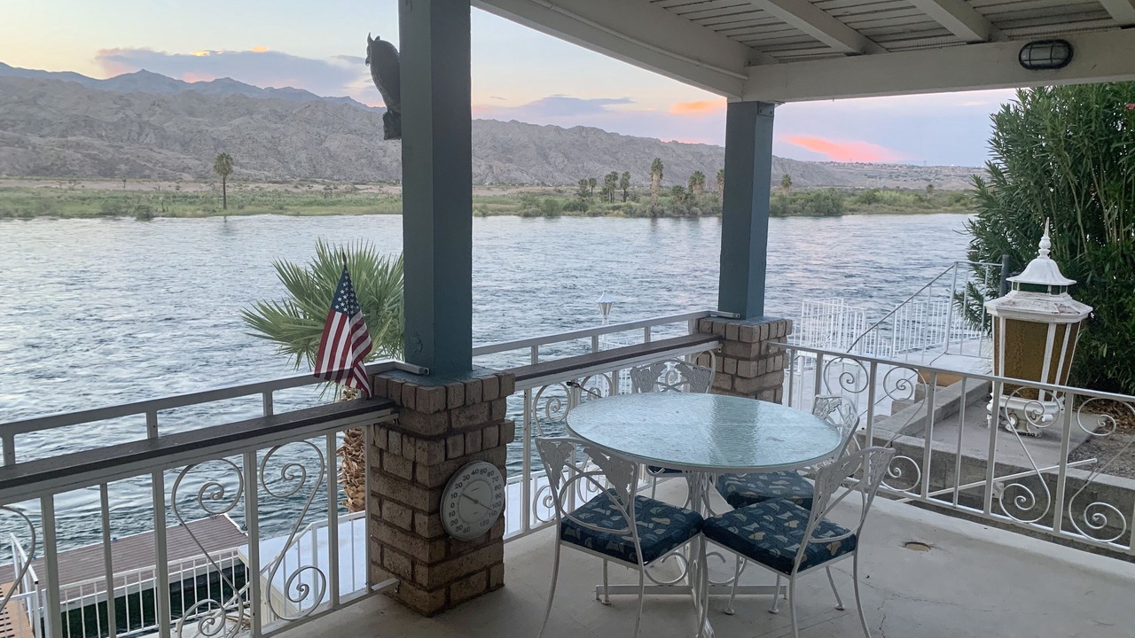 Photo of Bedroom in Bullhead City
