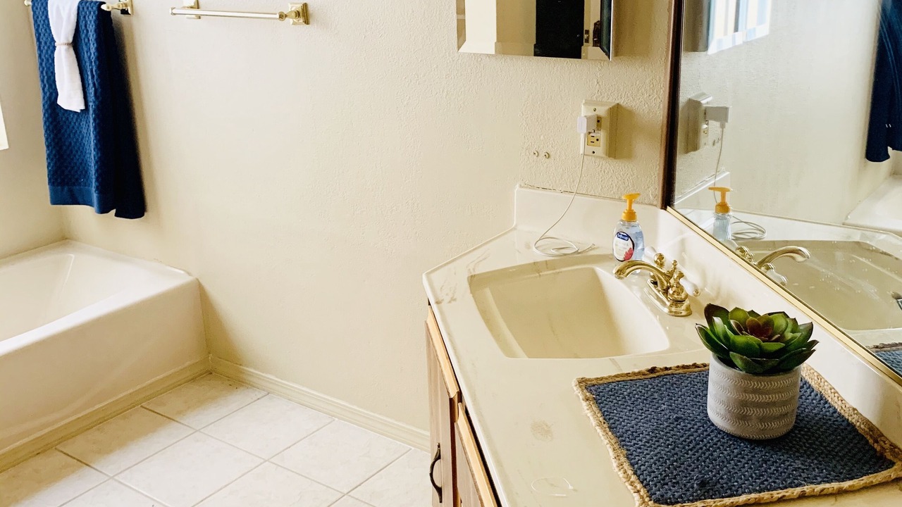 Photo of Bathroom in Bullhead City