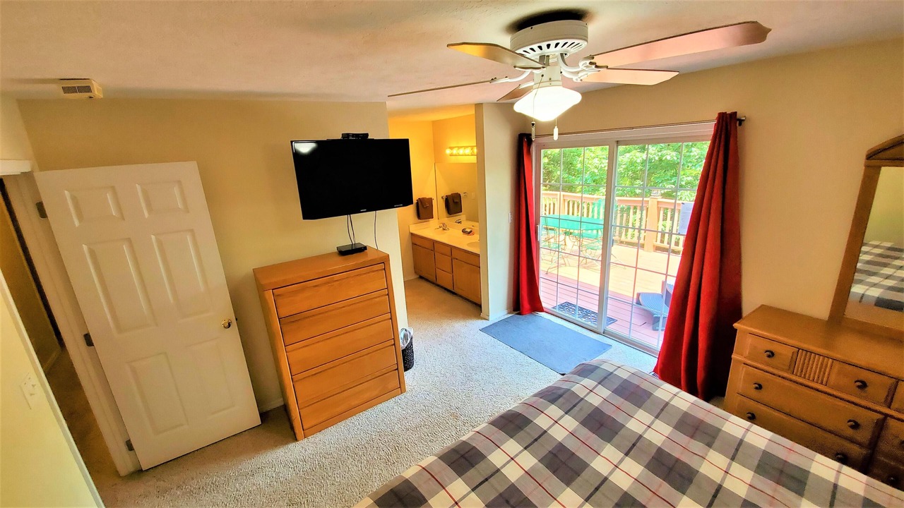 Photo of Bedroom in Holiday Island