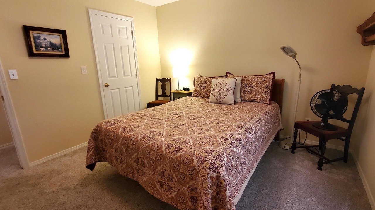 Photo of Bedroom in Holiday Island