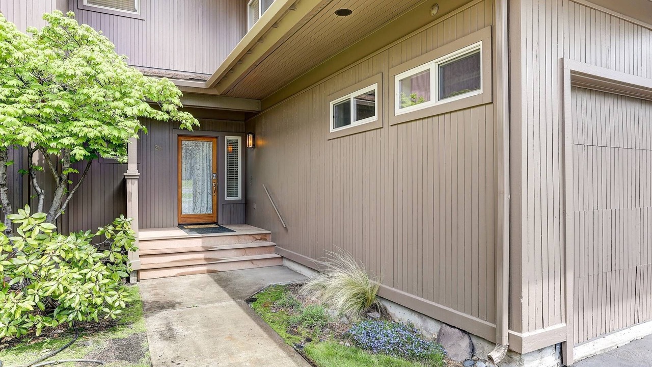 Photo of Others in Broken Top