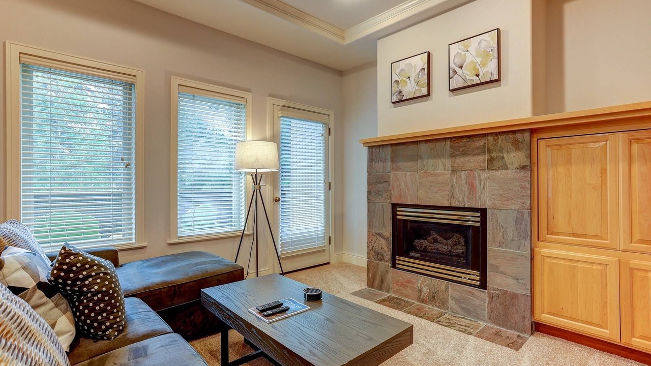 Photo of Bedroom in Broken Top