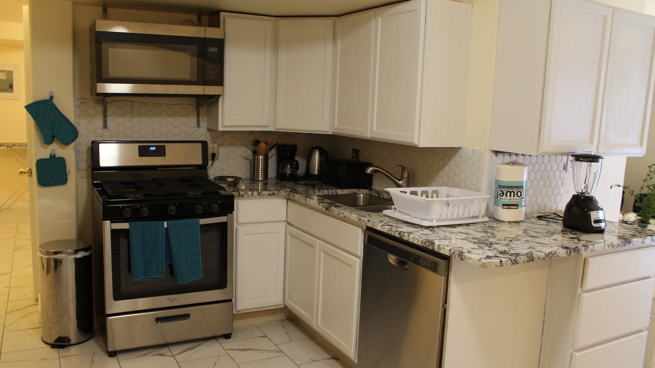 Photo of Kitchen in Aurora Highlands
