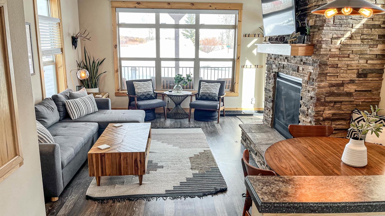 Photo of Livingroom in Granby