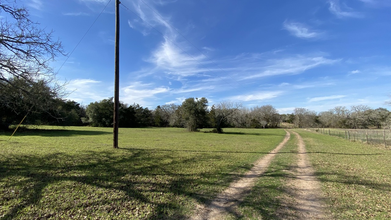 Photo of Outdoor in Flatonia