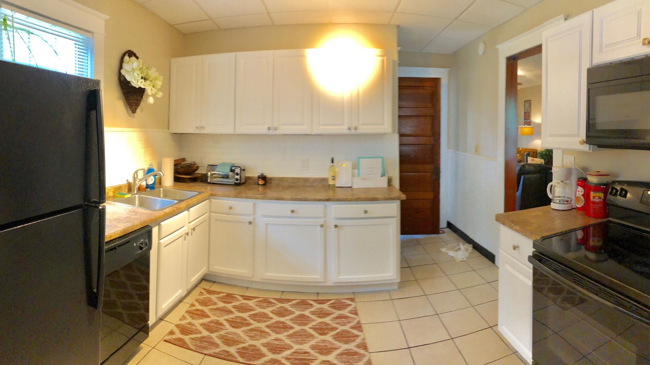 Photo of Kitchen in Downtown Niagara Falls