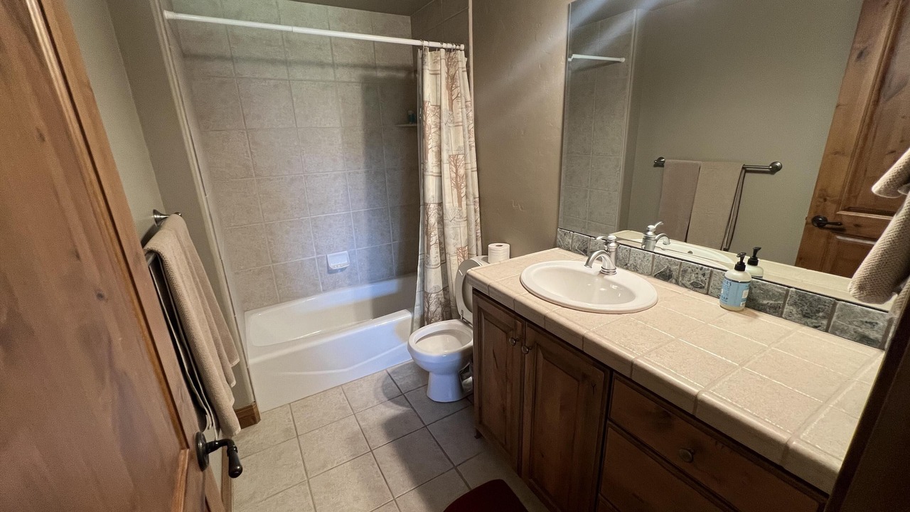 Photo of Bathroom in Midway