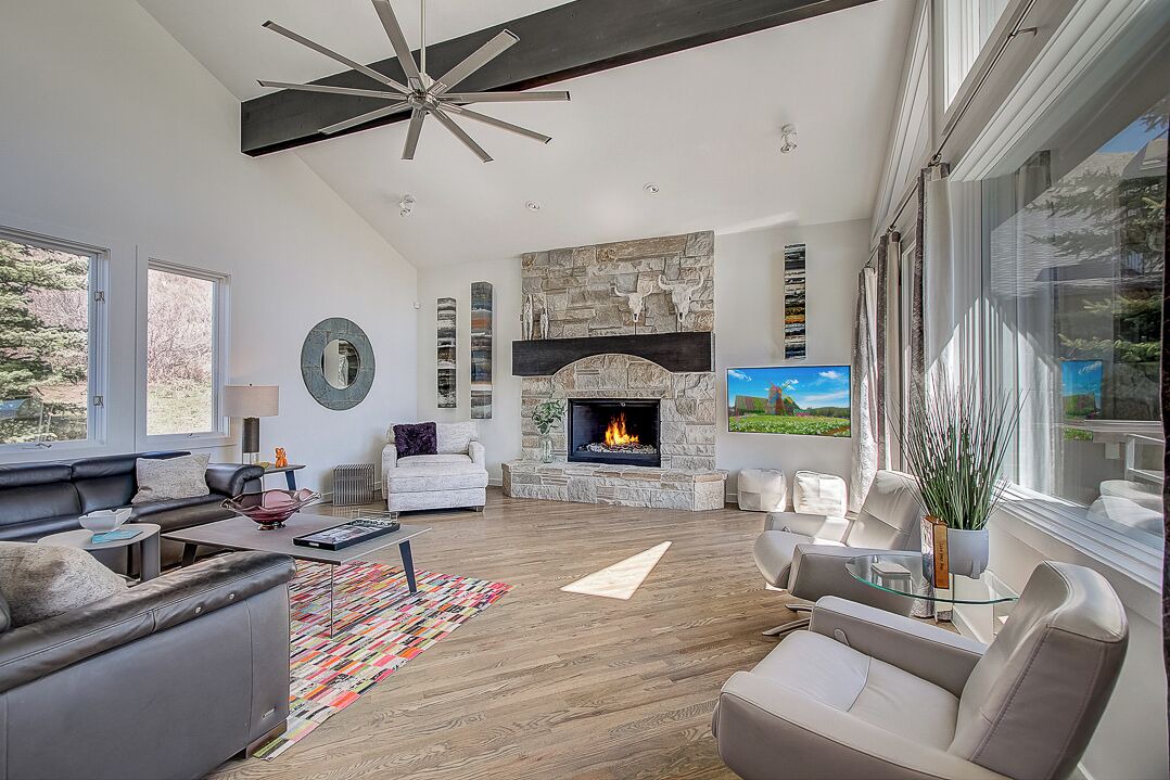 Photo of Livingroom in Deer Valley