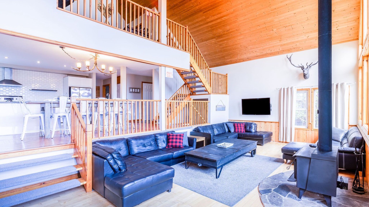 Photo of Livingroom in Swiss Meadows