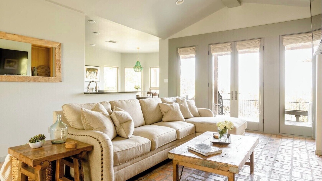 Photo of Livingroom in Dripping Springs