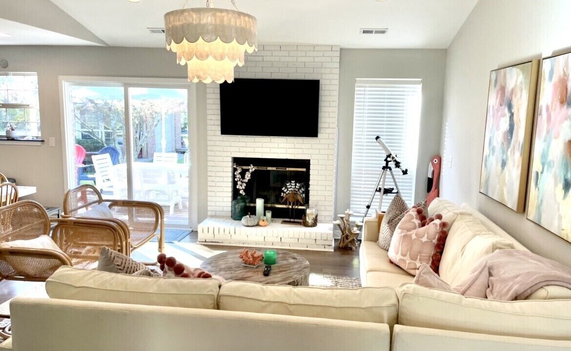 Photo of Livingroom in Ogden