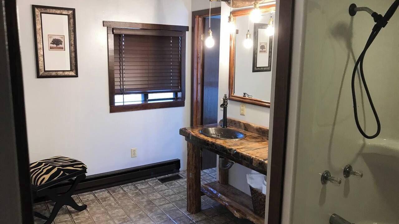Photo of Bathroom in Stonefort