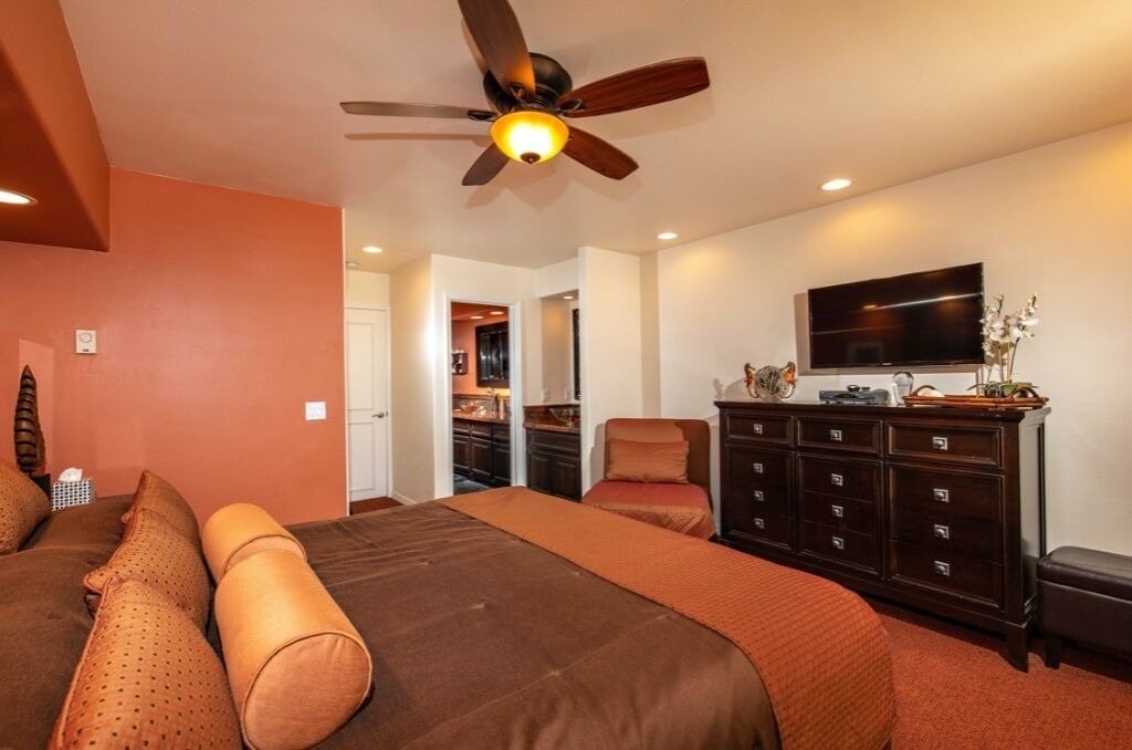 Photo of Bedroom in Solana Beach