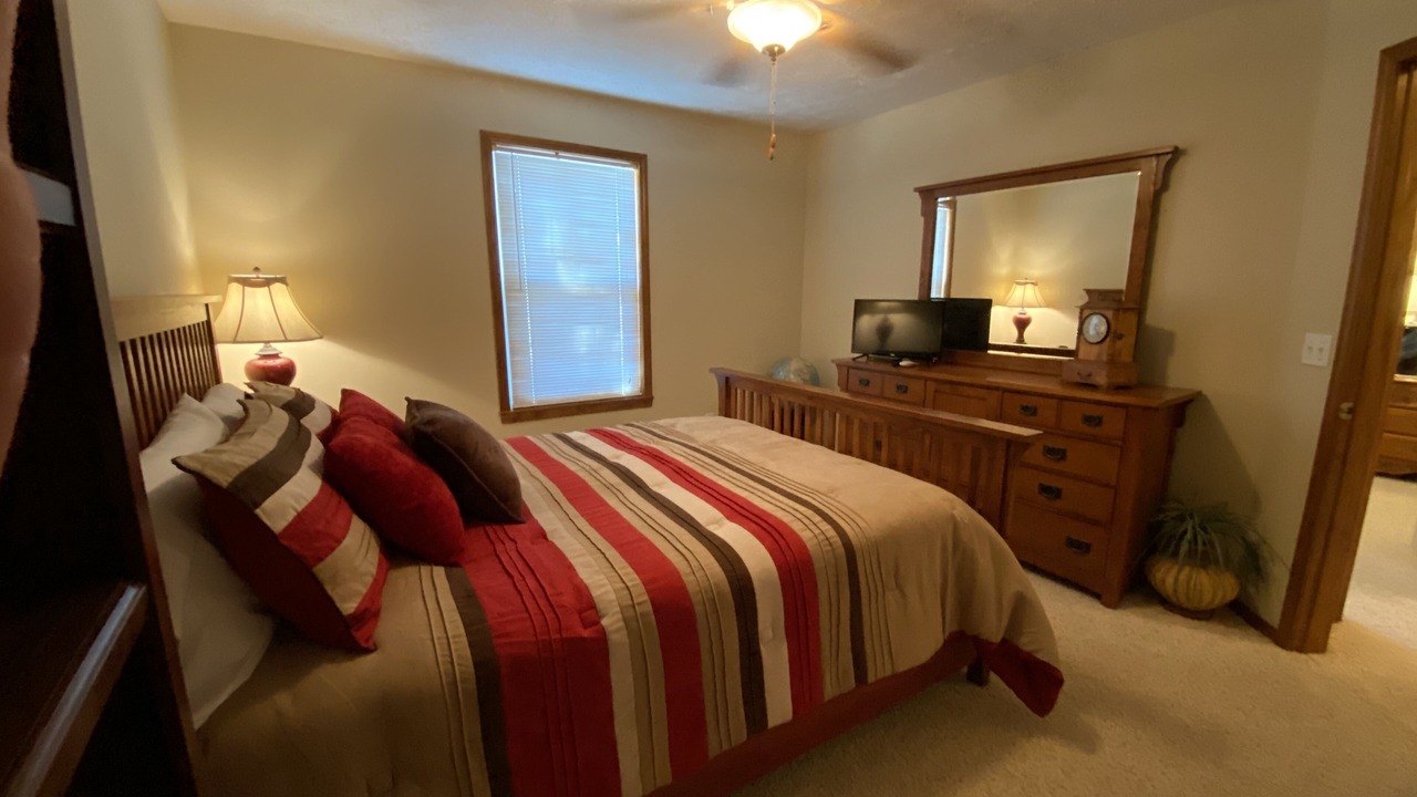 Photo of Bedroom in Nixa