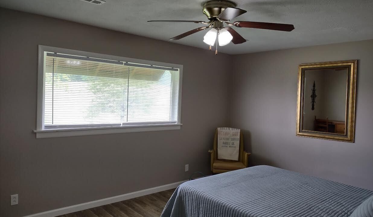 Photo of Bedroom in Vulcan