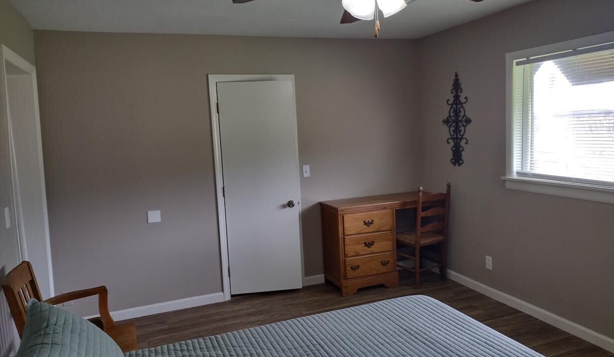 Photo of Bedroom in Vulcan
