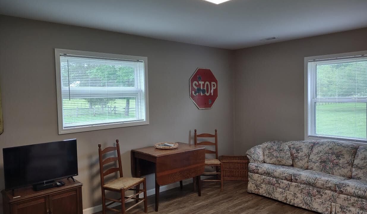 Photo of Livingroom in Vulcan