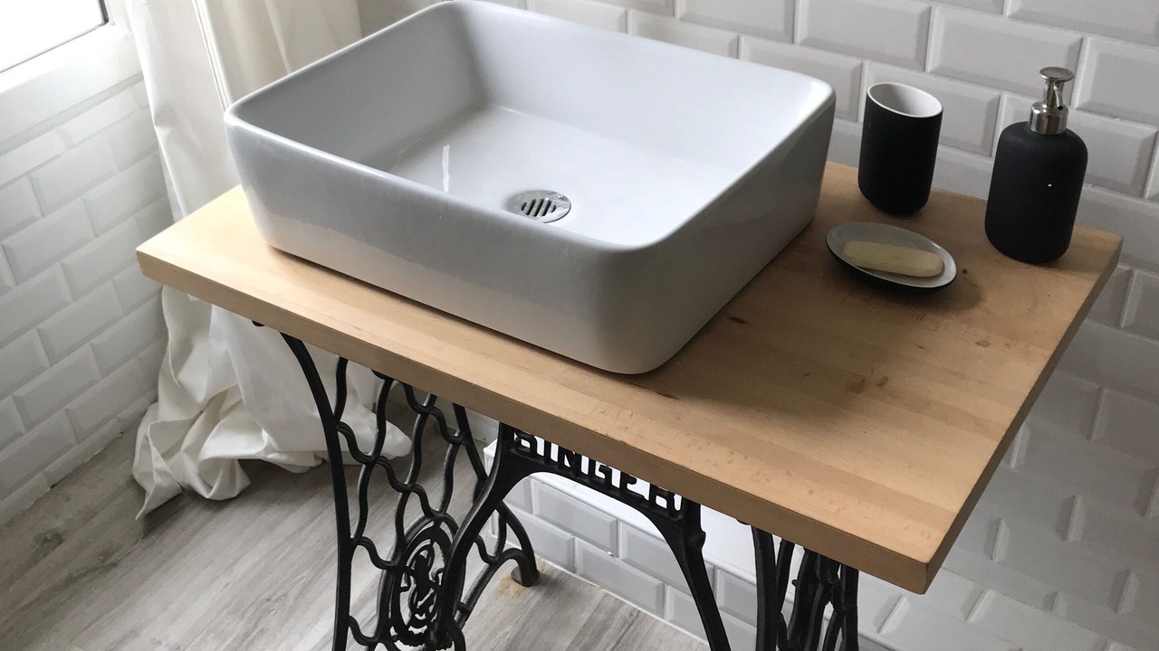Photo of Bathroom in Audrieu