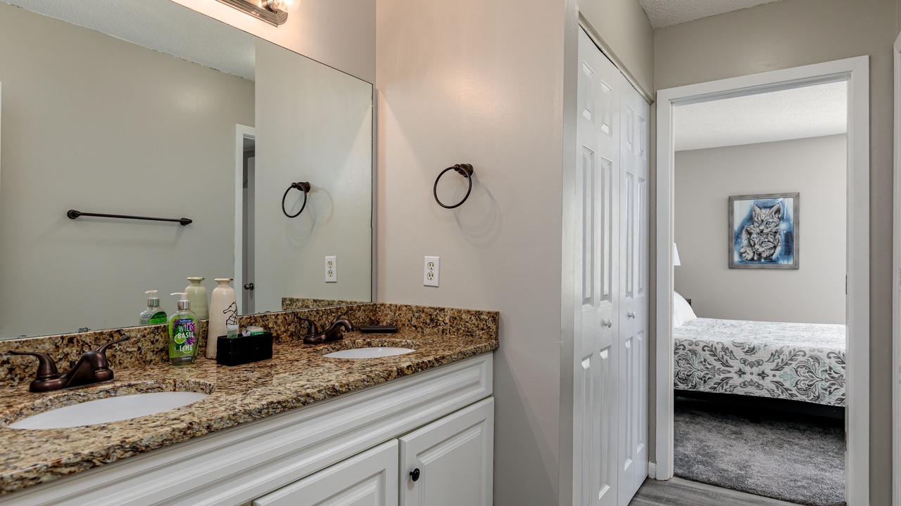 Photo of Bathroom in Foxfire