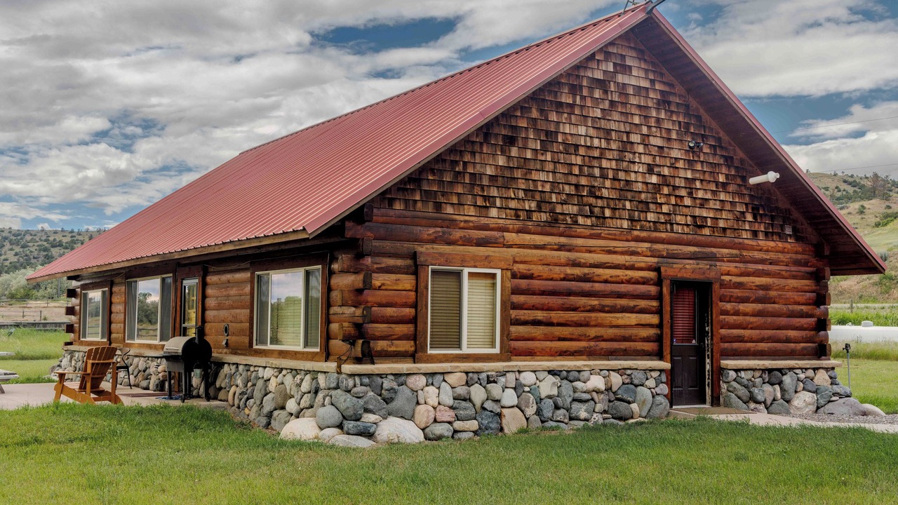 Photo of Outdoor in Livingston