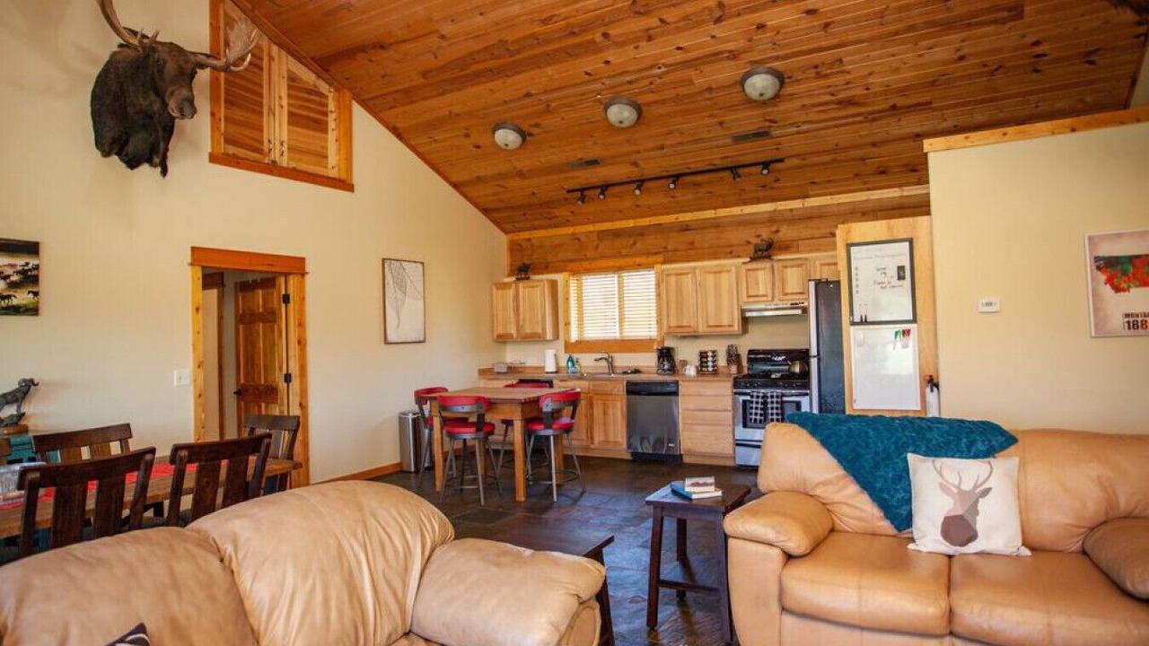 Photo of Livingroom in Livingston