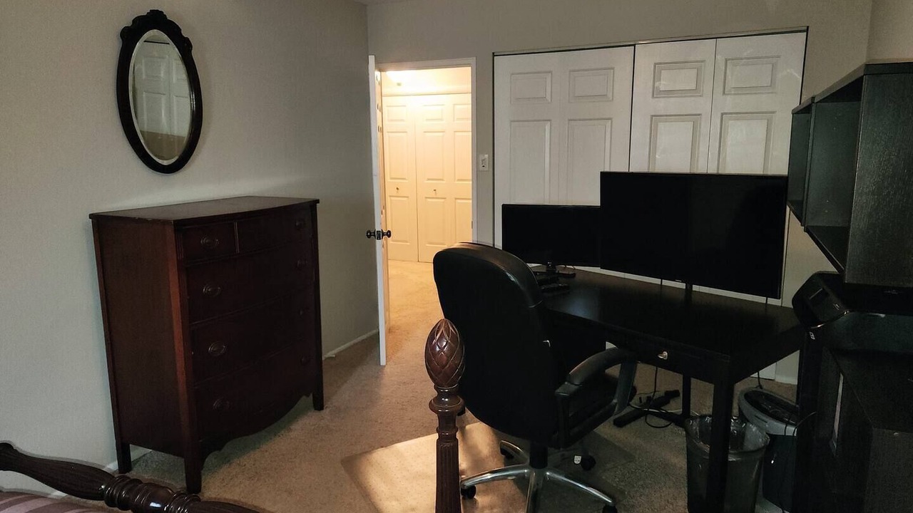 Photo of Bedroom in Elkins Park