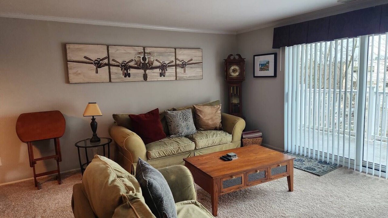 Photo of Livingroom in Elkins Park