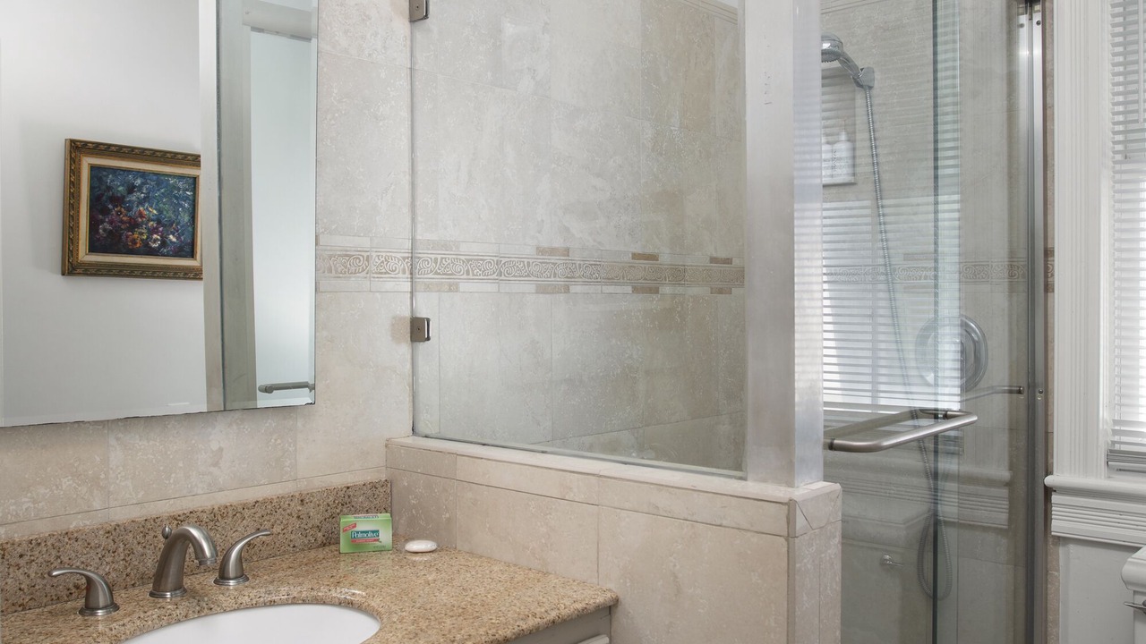 Photo of Bathroom in Old Town